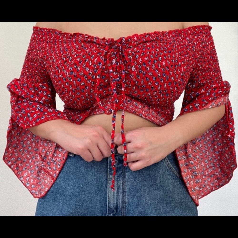 Flower Patterned Crop Top